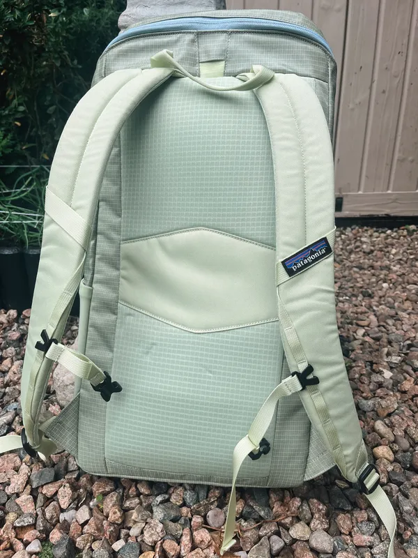 Patagonia Black Hole Pack 25L [InDepth 2023 Review!]